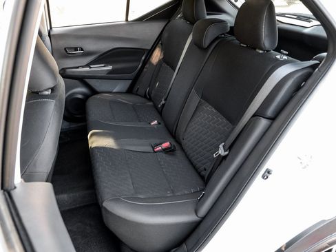 Used 2024 Nissan Kicks SV image 47