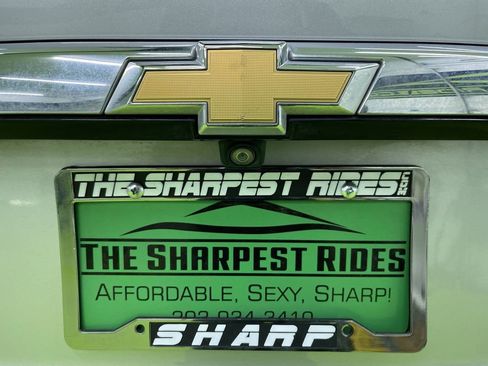 Used 2022 Chevrolet Traverse LS image 12