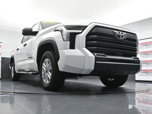 Used 2023 Toyota Tundra SR5 w/ SR5 Convenience Package AWD/4WD image 35