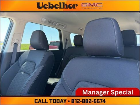 Used 2025 Nissan Pathfinder SV AWD/4WD image 26