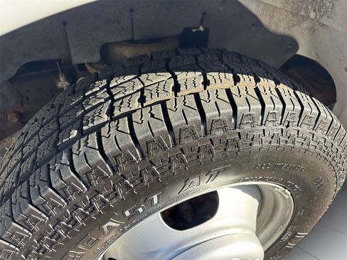 Used 2023 Chevrolet Express 4500 Extended w/ Power Convenience Package image 6