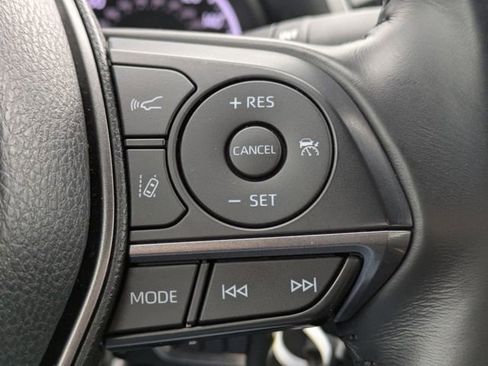 Used 2021 Toyota Camry SE image 24