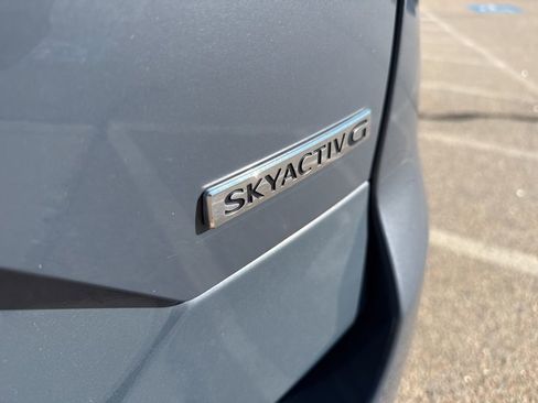 Used 2021 MAZDA CX-5 Carbon Edition image 29