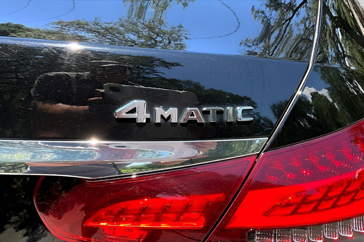 Used 2022 Mercedes-Benz E 450 4MATIC Sedan image 32