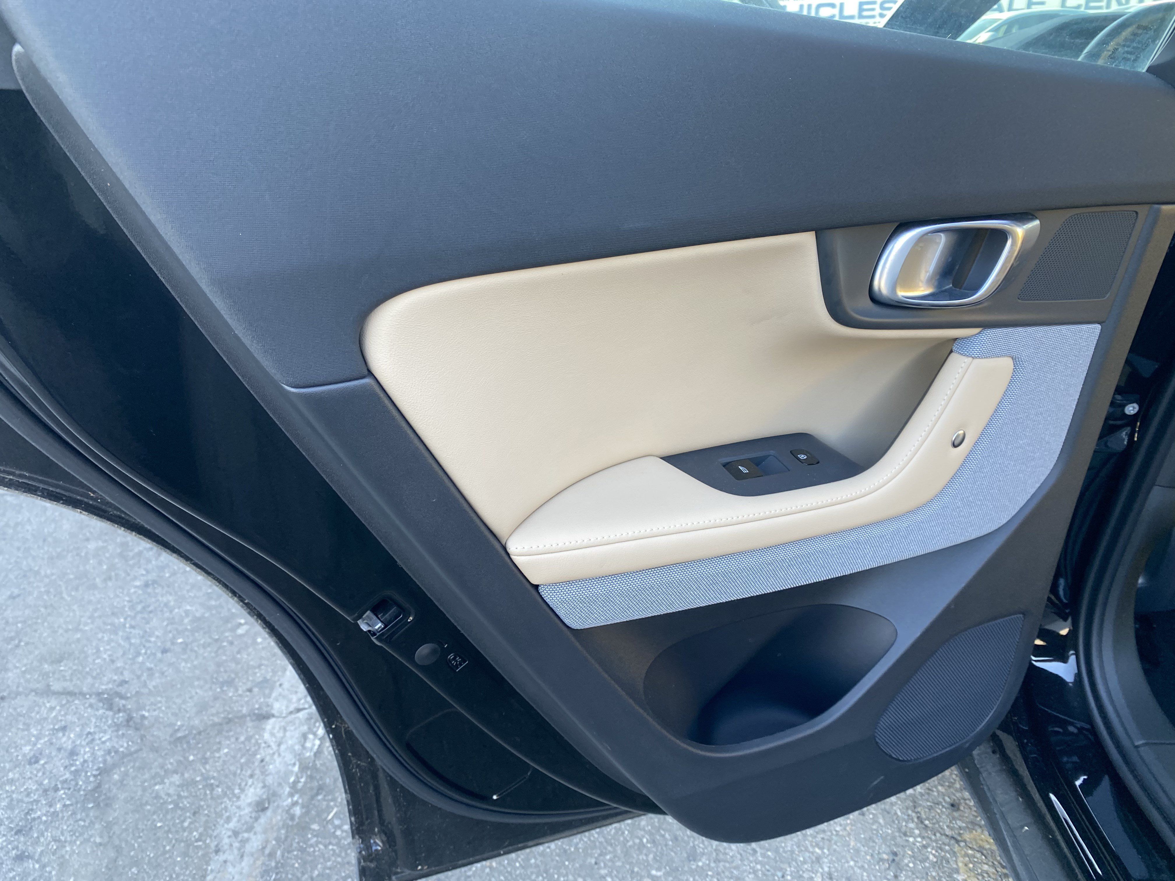 Used 2022 Polestar Polestar 2 w/ Performance Package AWD/4WD image 14