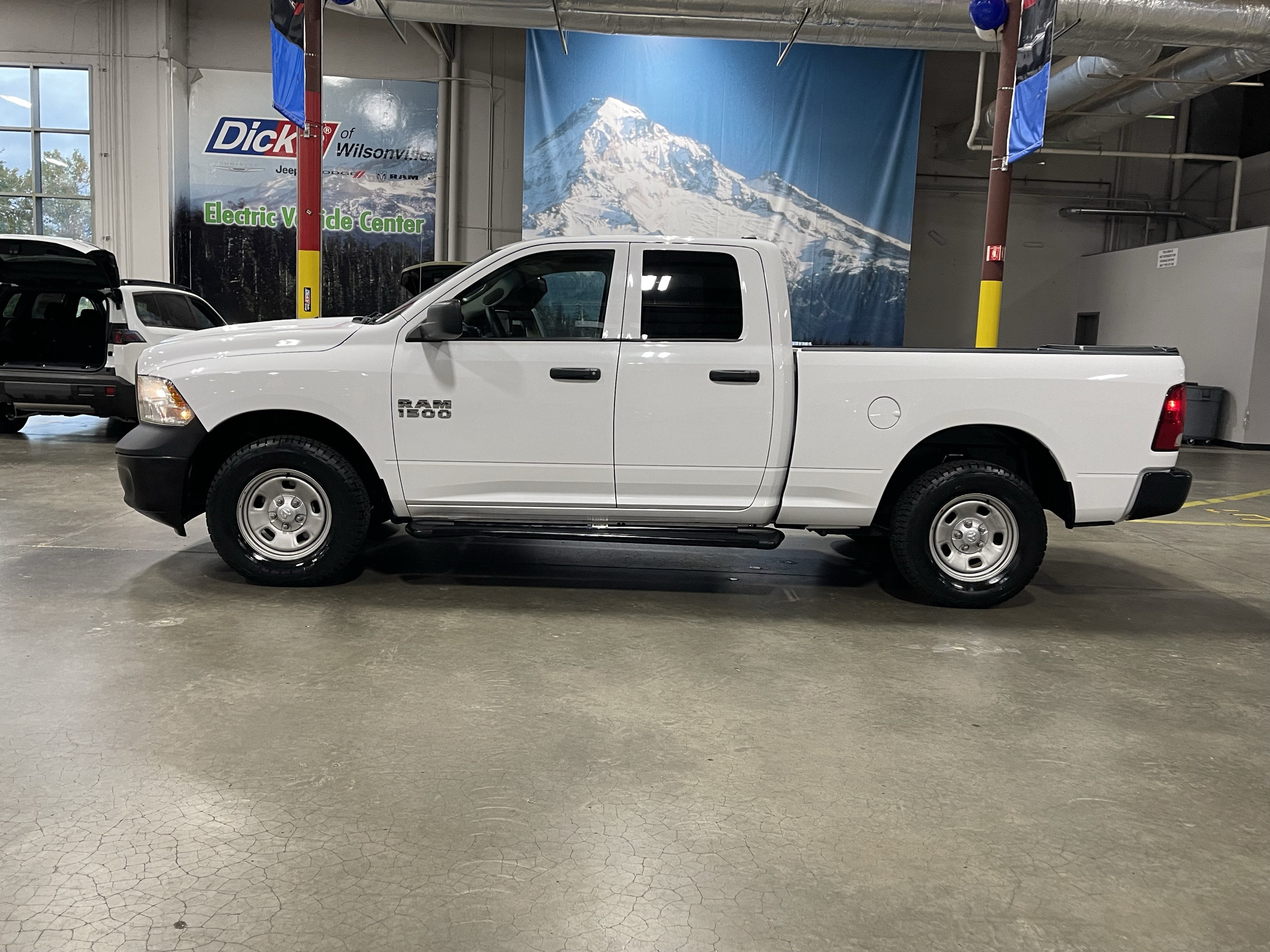 Used 2018 RAM 1500 Tradesman w/ Popular Equipment Group AWD/4WD image 2