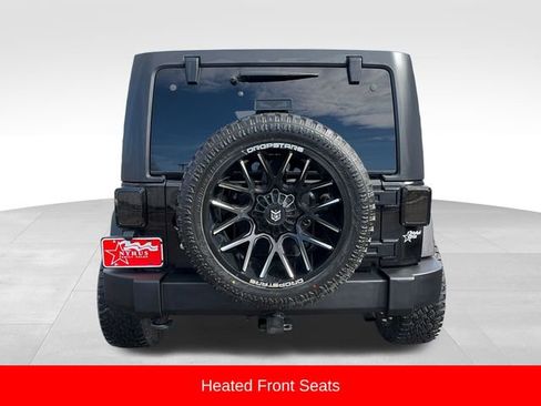 Used 2012 Jeep Wrangler Unlimited Rubicon w/ Connectivity Group image 6