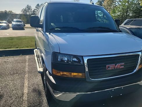 Used 2024 GMC Savana 2500 w/ Driver Convenience Package image 21