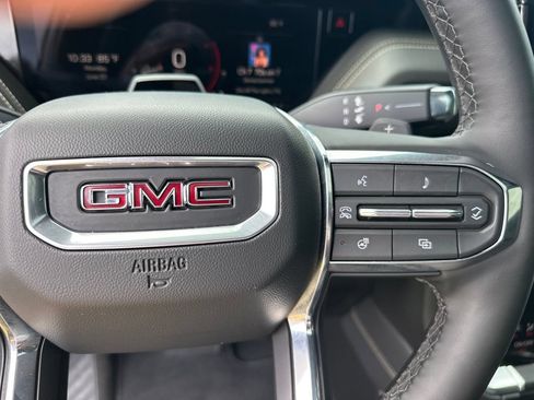 Used 2025 GMC Yukon Elevation w/ Elevation Premium Package RWD image 28