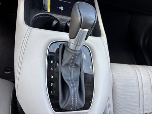 Used 2025 Honda HR-V EX-L image 34