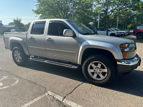 Used 2011 GMC Canyon SLE AWD/4WD image 9