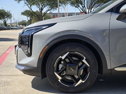 Certified 2026 Kia Sportage EX w/ EX Panorama Roof Package FWD image 10