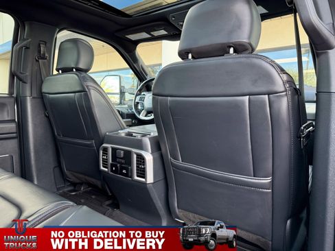Used 2022 Ford F350 Platinum w/ Tremor Off-Road Package image 27