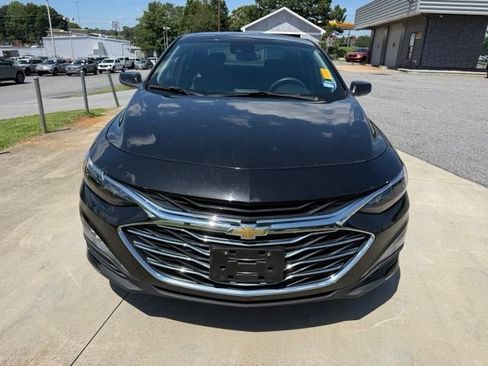 Used 2025 Chevrolet Malibu LT FWD image 3