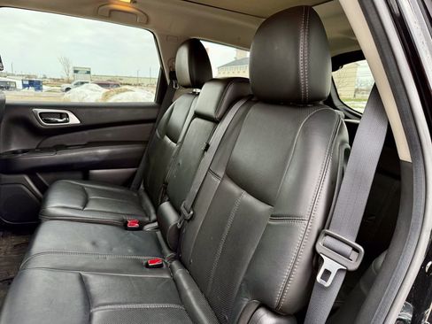 Used 2014 Nissan Pathfinder Platinum w/ Platinum Premium Package image 11