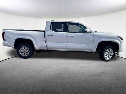 New 2026 Toyota Tacoma SR5 image 15