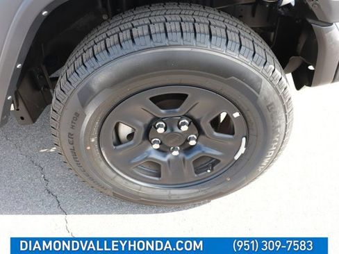 Used 2023 Jeep Wrangler Sport image 27