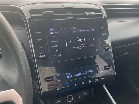 Certified 2024 Hyundai Tucson SEL image 7