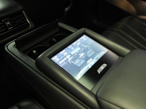 Used 2018 Lexus LS 500 w/ Luxury Package image 45