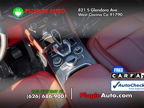 Used 2020 Alfa Romeo Stelvio image 16