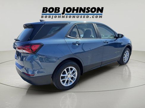 Used 2024 Chevrolet Equinox LS image 3