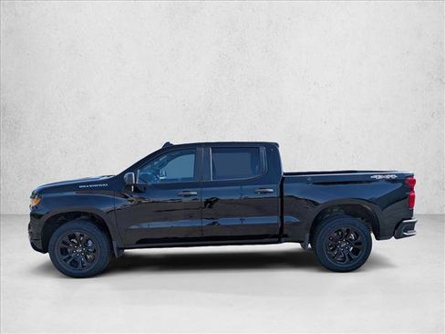 Used 2023 Chevrolet Silverado 1500 Custom AWD/4WD image 9