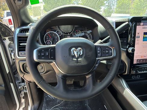 New 2026 RAM 2500 Big Horn AWD/4WD image 22
