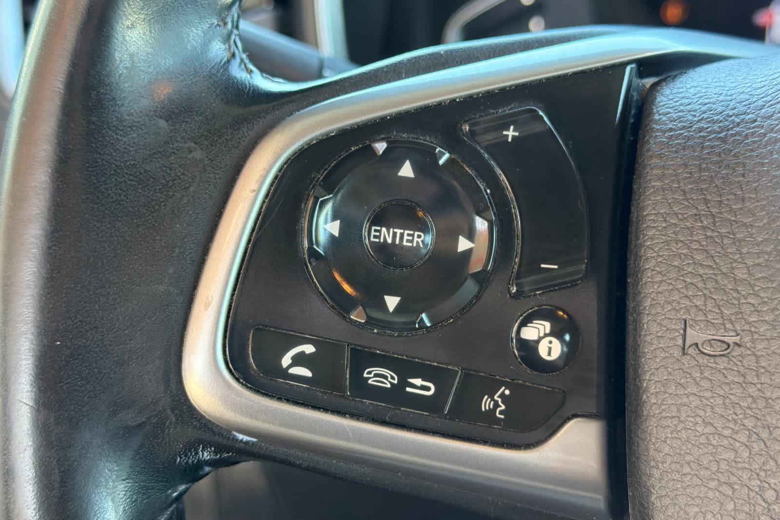 Used 2019 Honda CR-V Touring image 27