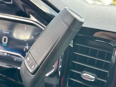 Used 2024 Chevrolet Silverado 1500 LT image 17