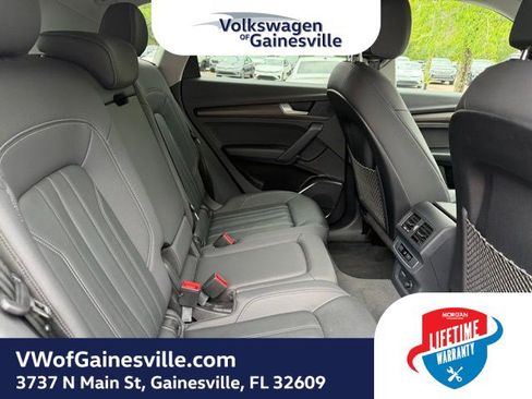 Used 2023 Audi Q5 2.0T Premium w/ Convenience Package AWD/4WD image 8