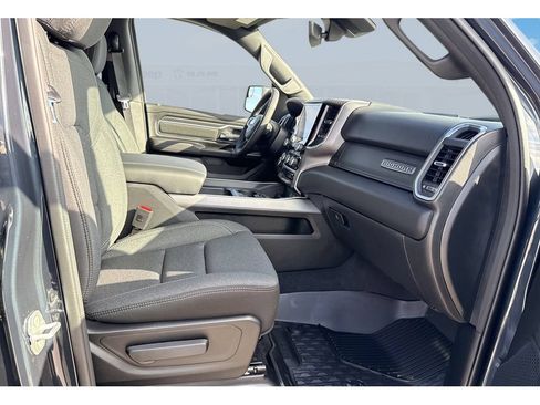 New 2026 RAM 1500 Big Horn AWD/4WD image 40