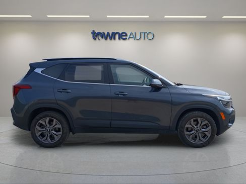 Used 2024 Kia Seltos S AWD/4WD image 7