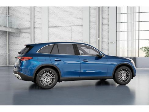Certified 2026 Mercedes-Benz GLC 300 image 17