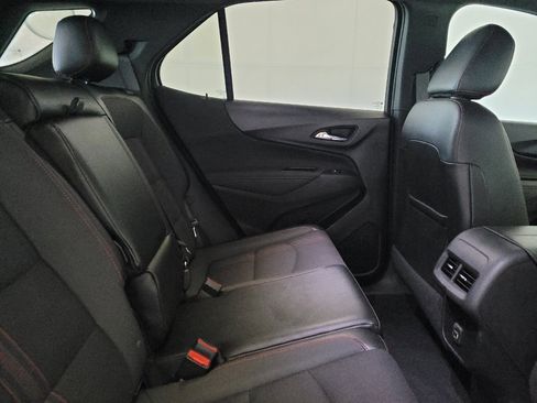 Used 2023 Chevrolet Equinox RS FWD image 19