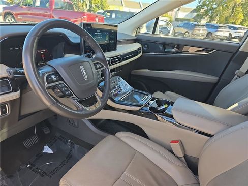 Used 2023 Lincoln Nautilus Reserve w/ Equipment Group 201A image 19