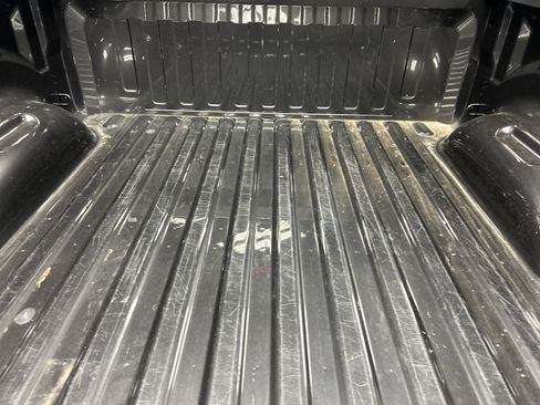 Used 2025 RAM 1500 Big Horn AWD/4WD image 23