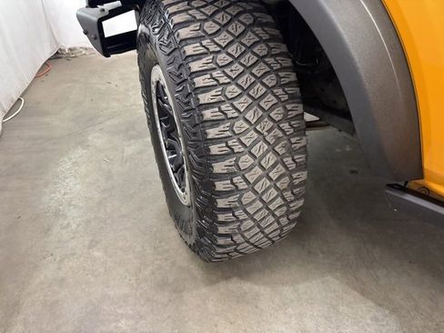 Used 2022 Ford Bronco Badlands w/ Sasquatch Package image 19