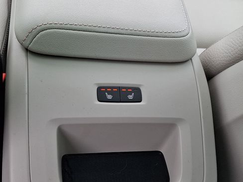 Certified 2023 Volvo XC60 B5 Plus w/ Climate Package AWD/4WD image 11
