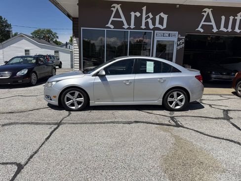 Used 2014 Chevrolet Cruze LT w/ RS Package FWD image 6