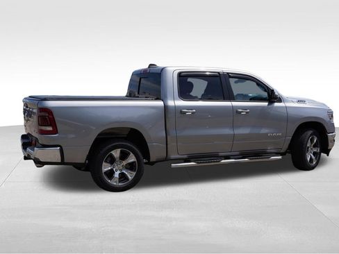 Used 2023 RAM 1500 Laramie AWD/4WD image 4