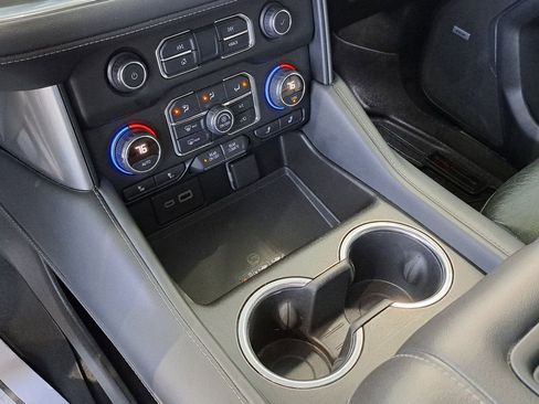 Used 2021 Chevrolet Tahoe Z71 w/ Z71 Off-Road Package image 17