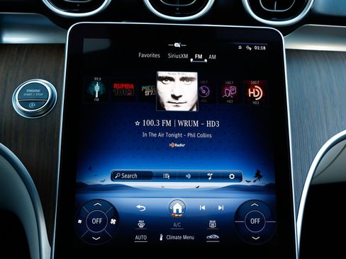 Used 2024 Mercedes-Benz C 300 Sedan image 38