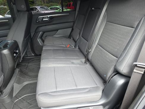 Used 2025 Chevrolet Tahoe LS AWD/4WD image 26