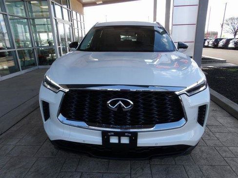 Used 2025 INFINITI QX60 Luxe w/ Vision Package image 2
