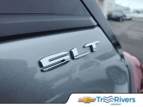 Used 2024 GMC Terrain SLT AWD/4WD image 10
