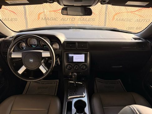 Used 2010 Dodge Challenger R/T image 26