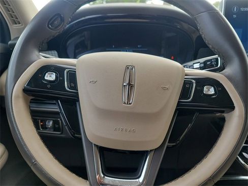 Certified 2023 Lincoln Corsair Standard image 13