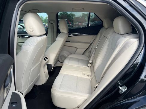 Used 2022 Buick Envision Preferred FWD image 11