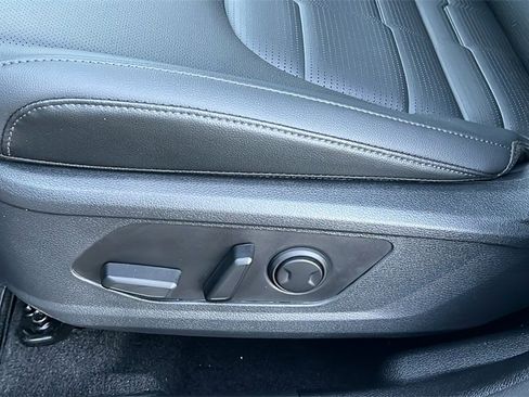 New 2026 Kia Sportage SX image 13