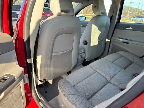 Used 2005 Volvo V50 T5 image 12